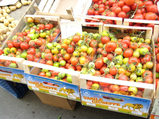 tomates marché italie